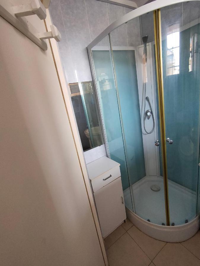 Sejour A Valras T1 Vue Sur Mer - 50M Centre Et Mer Appartement Buitenkant foto